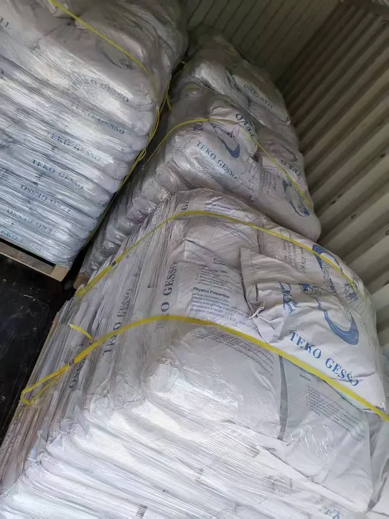 Bulk Supply of Casting Gypsum Powder Factory Loading and Shipping